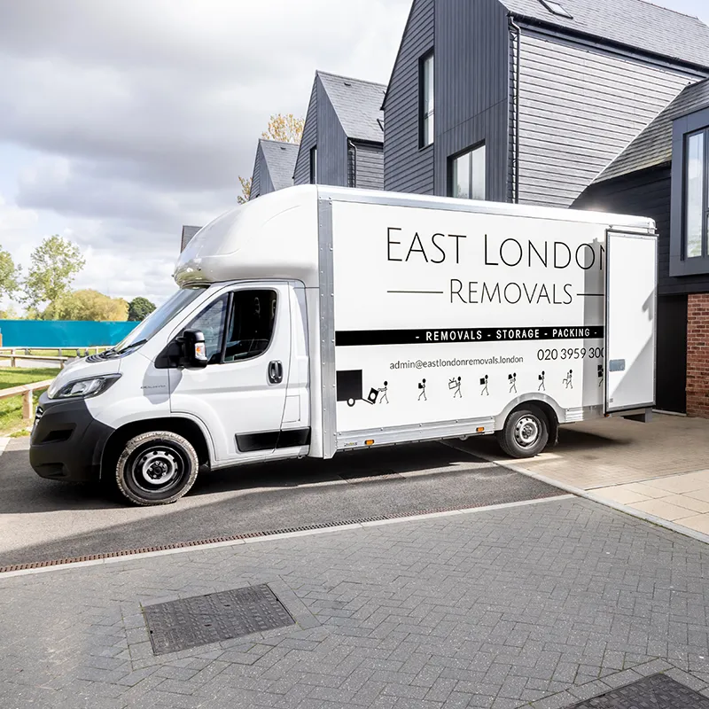 move-it-luton Move It Removals Luton van pulled up outside a Rochford property